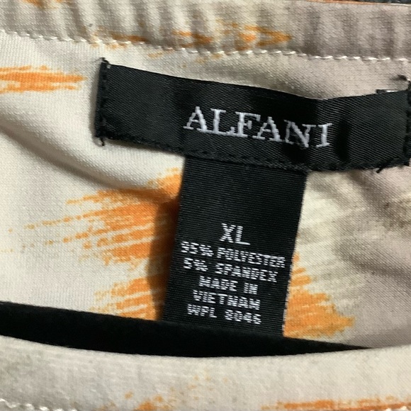 Plus size XL tunic - Picture 4 of 4